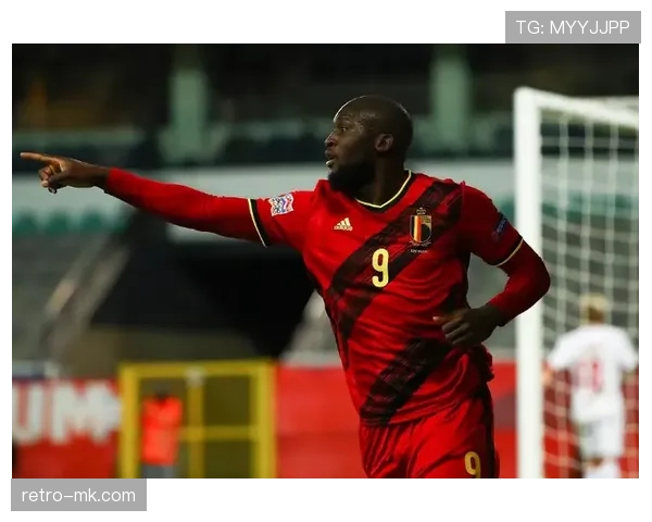 Osimhen精妙反越位跑位助球队关键战保持争冠竞争力