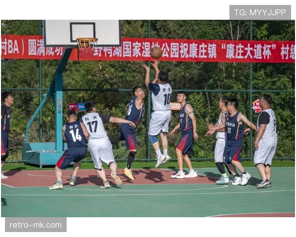 Osimhen 家庭与足球生涯的平衡之道 Osimhen 家庭与足球生涯的平衡之道