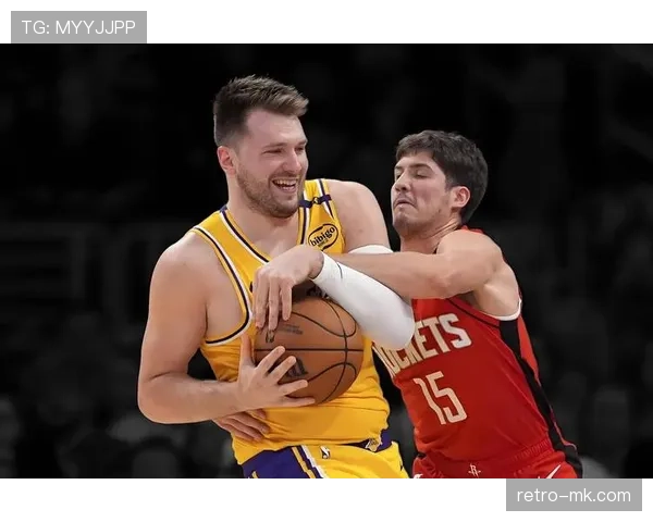 东契奇挡拆制造突破空间提升球队关键得分效率